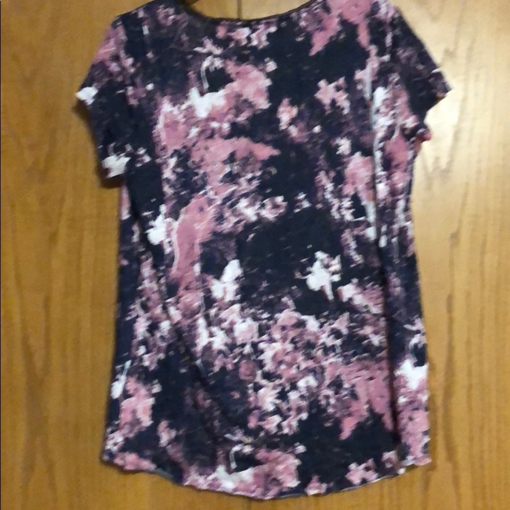 Top - Picture 3 of 3